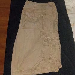 Men's cargo shorts size 38