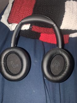Soundcore life q30