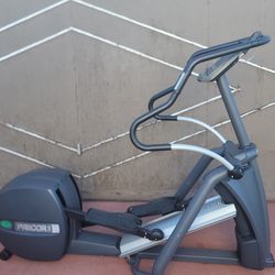Precor EFX 546 v1 Elliptical Cross-Trainer (OBO)