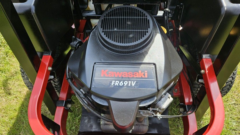 Toro Titan ZX5420 Zero Turn Mower 24HP V-Twin Kawasaki FR691V 54
