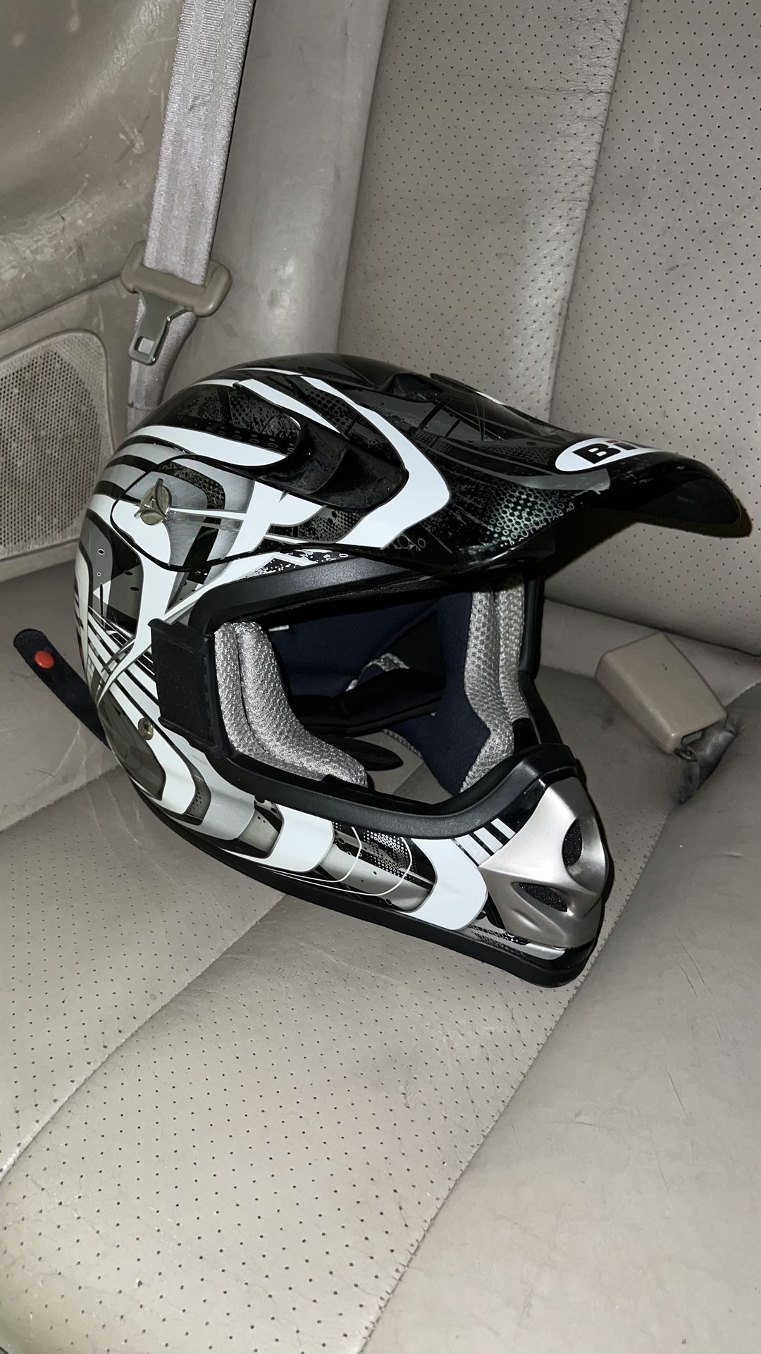 Bilt Brand Motocross Dirt Bike Helmet Size JR