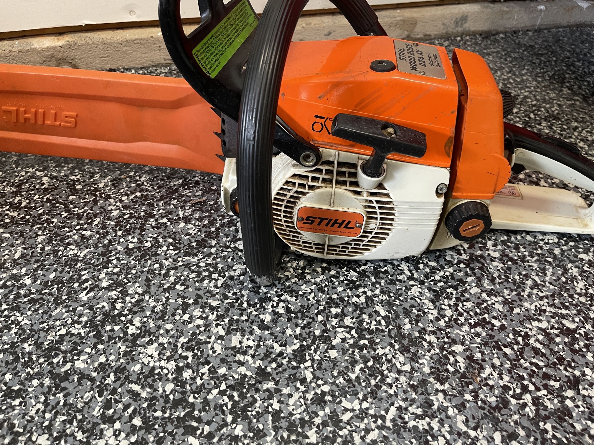 Stihl 024 Av Wood boss Chainsaw for Sale in Terrell, NC - OfferUp