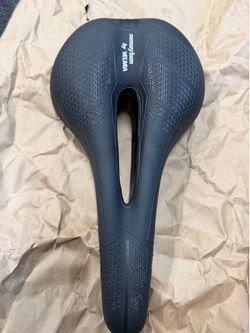 Velmia MTB saddle Memory Foam