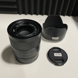 Sony 55mm Zeiss lens