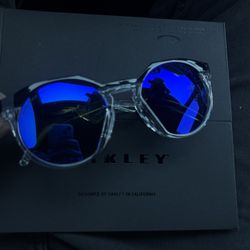 Oakley Sunglasses (Prism)