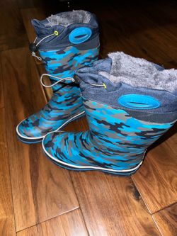 Rain boots