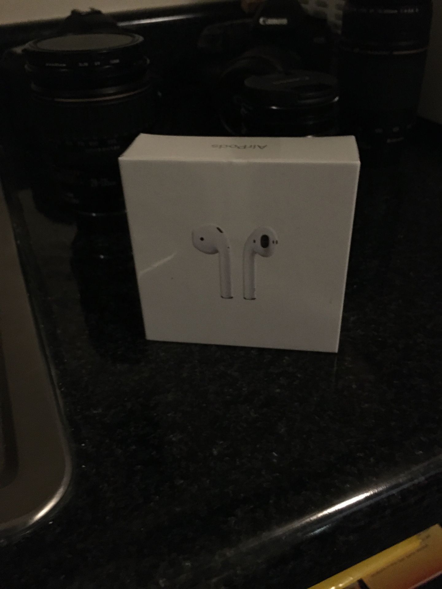 Apple air pods