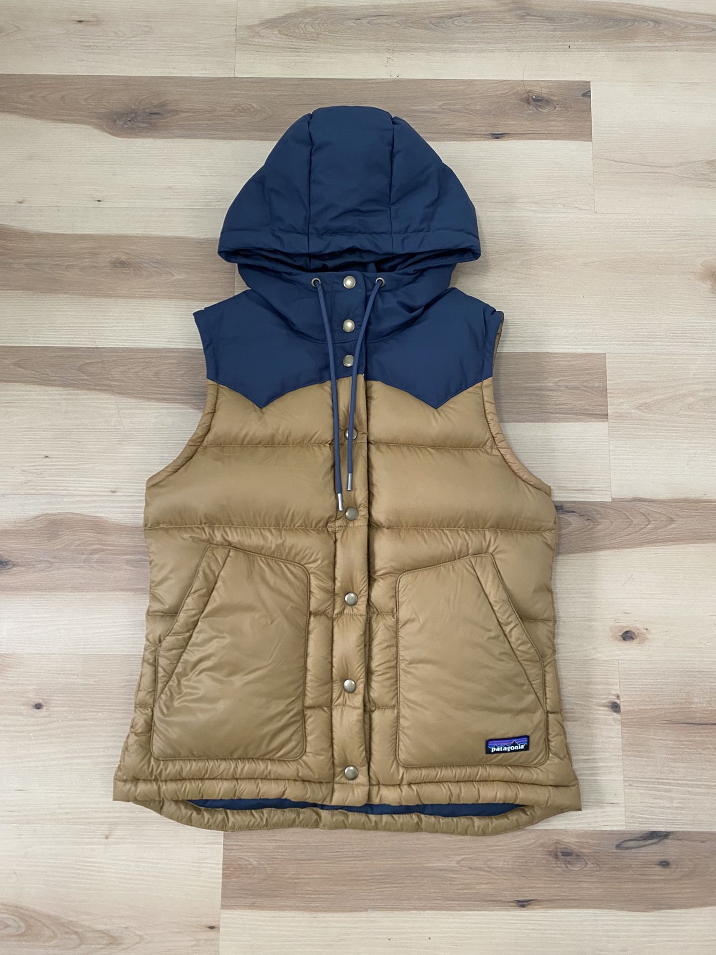 Patagonia Womens Bivy Hooded Puffer Vest Size S 