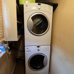 Used GE Washer & Dryer Set