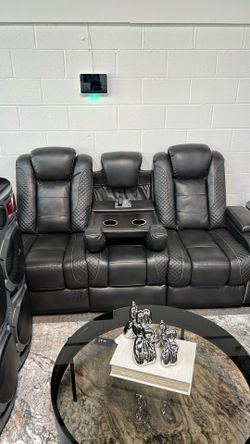 Drake Grey Diamond Power Reclining Power Headrests Set LED Light/ Wireless Charge, Bluetooth Speaker 