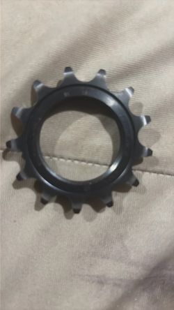 13 tooth cog wheel