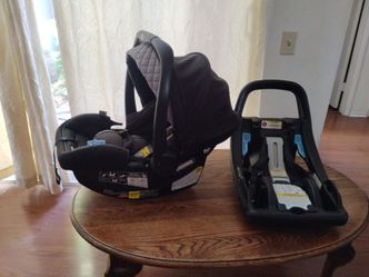 Graco SnugRide SnugFit 35 Elite infant car seat with base