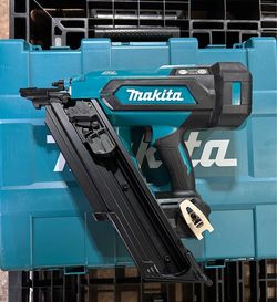 ❌❌BRAND NEW MAKITA FRAMING GUN❌❌