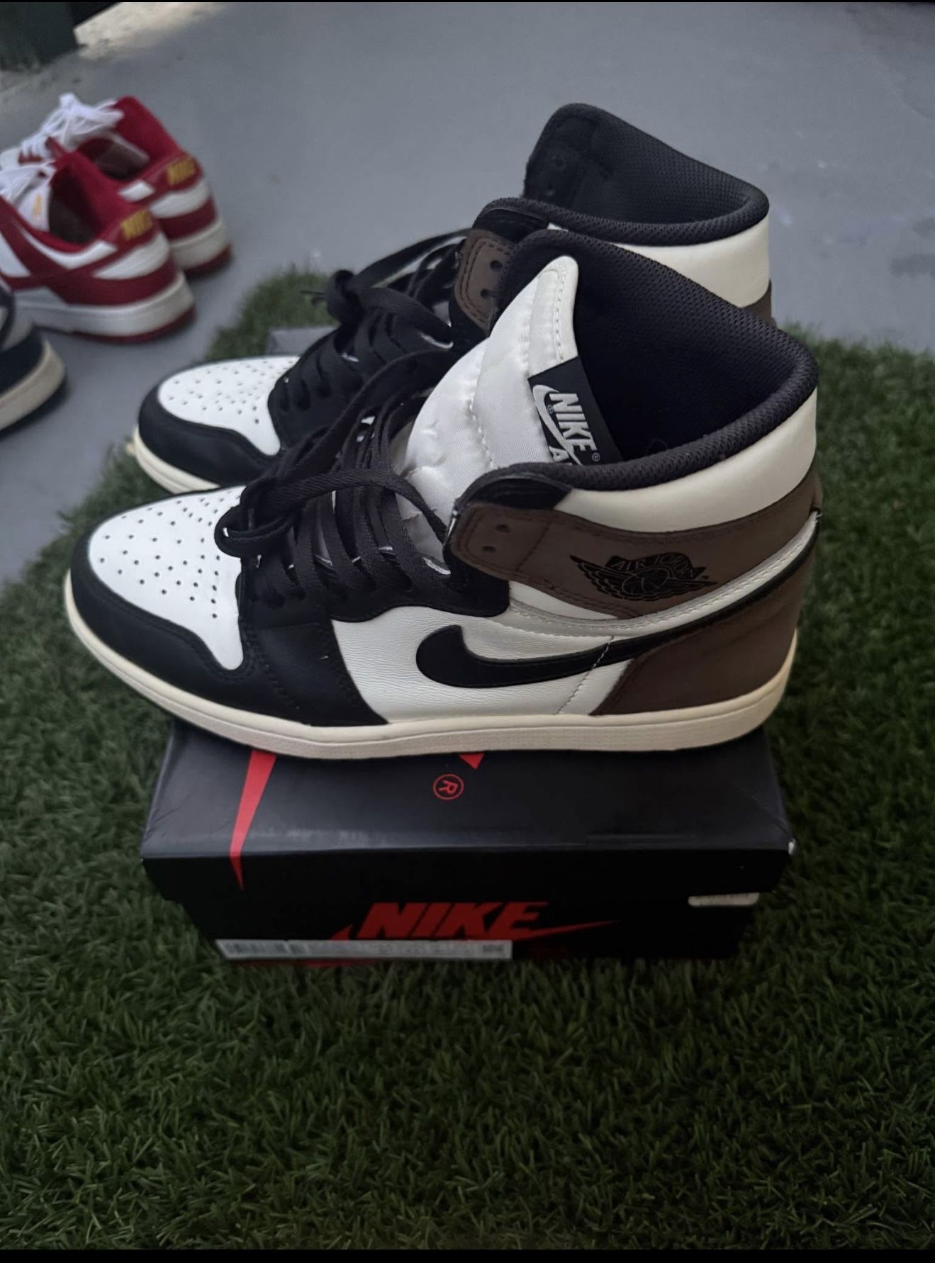 Mocha Jordan 1’s