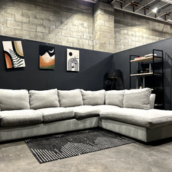 Beautiful Refurbished 🧼 Sectional Couch with Chaise - Delivery Available!