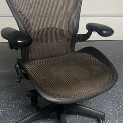 Aeron chair Size C
