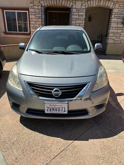 Nissan versa 2013
