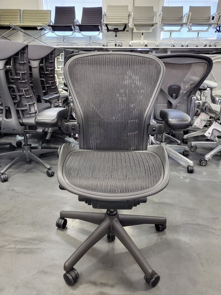 Used Herman Miller Classic Aeron Size B Chair
