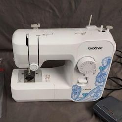 Working Brother Sewing Machine Model: LX3817