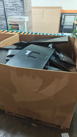 Bulk damaged monitors for parts or repair