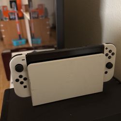 Selling OLED Switch with Games Included