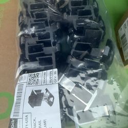 Ultra Rail D Clamps Black