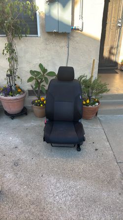 2010 Scion Tc Front Driver Seat
