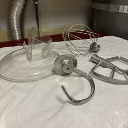 Kitchen Aid Bowl With Stan Mixer Model Number KP2671XWH