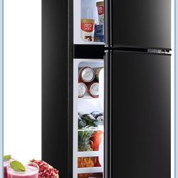 Mini fridge refrigerator