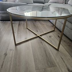 Coffee Table/ Mesa De Centro