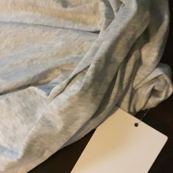 Lululemon long sleeve t shirt