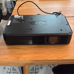 Tripp lite UPS Smart 1500 LCD - Free