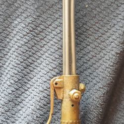 3 Cutting Torches & 2 Pressure Regulators, 