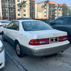 1998 Lexus ES