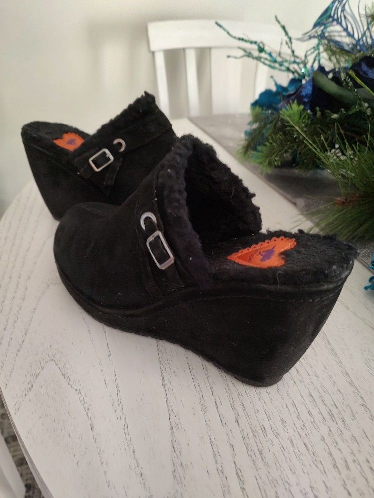 WEDGE CLOG SHOES