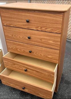 5 drawer oak wood color