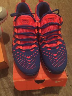 Nike "finger lock" size 10 $25