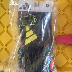 Adidas WR-Gloves  Size Large