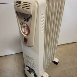Electric  Oil Filled Radiant Heater-Comfort Zone CZ7007-Quinton/New Kent