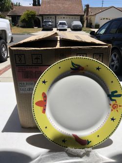 Hommer Laughlin Plates