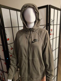 $30 🏅 Unisex NIKE Sportswear full-zip hoodie in an olive green shade. Size Medium