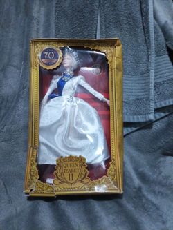 Queen Elizabeth 11 "70th anniversary"