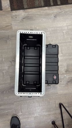 SKB 4U Pro Audio DJ Band Rack Case, NO Cracks, NO Chips