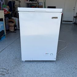 Magic Chef  Mini Freezer