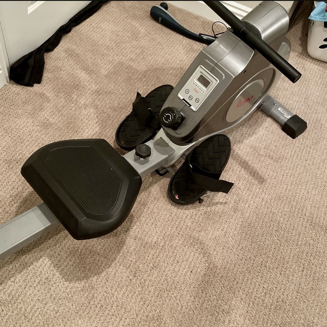 Sunny Magnetic Rowing Machine