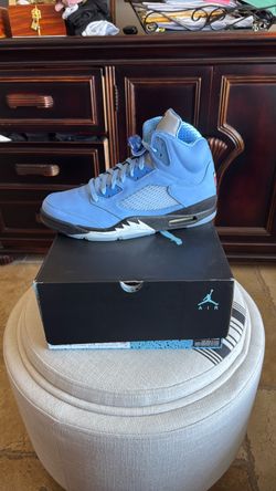 Air Jordan Retro 5 “UNC”