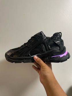 Balenciaga led track runnners