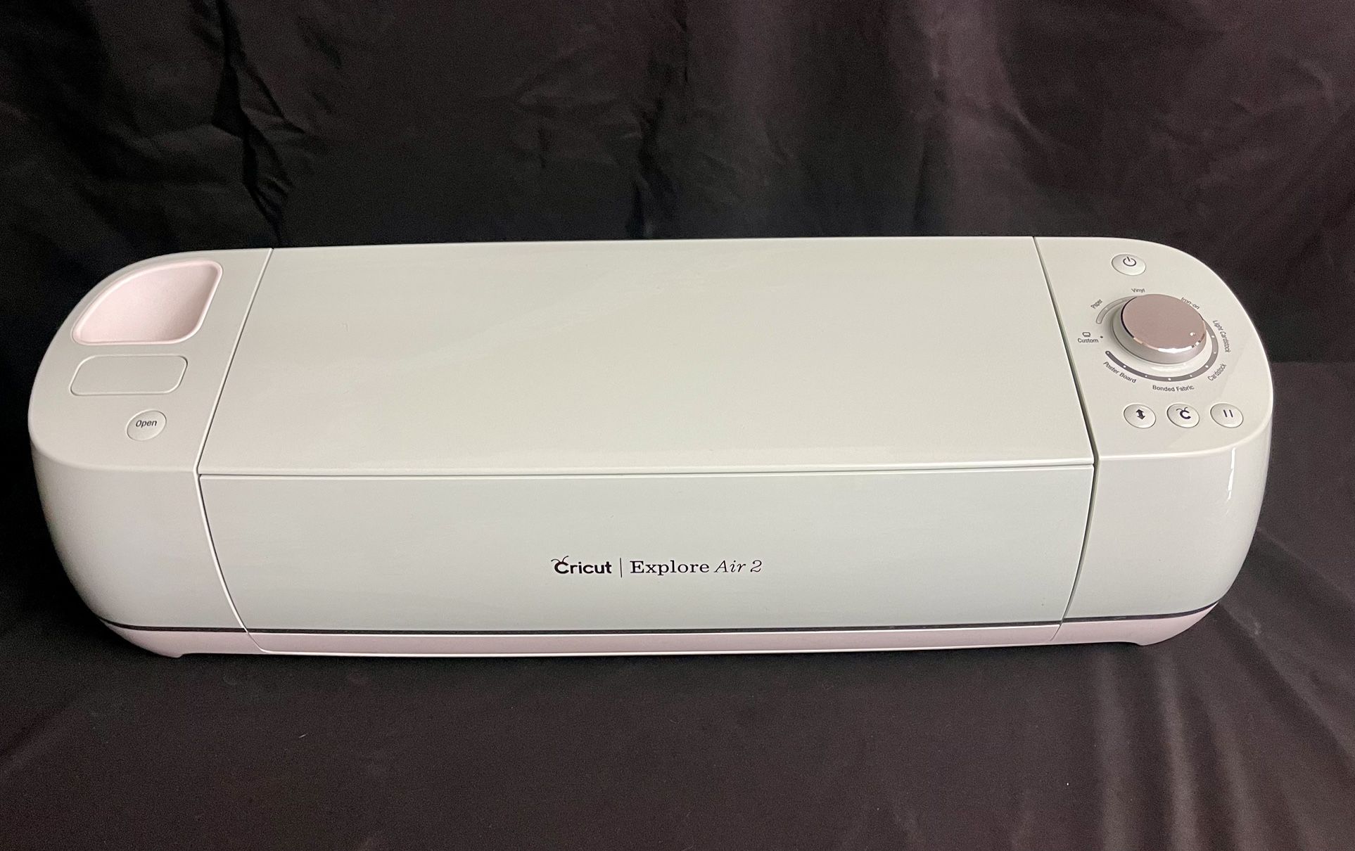 Mint Cricut Explore Air 2 With Accessories And Vinyl 