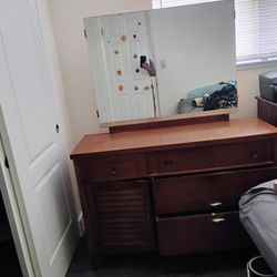Dresser With Mirror $120