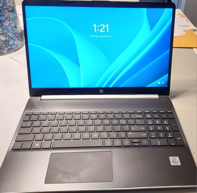 Hp Laptop 15-dy1xxx 15.6" Intel Core I5-1035G1 12gb Windows 11 Home Touch Screen